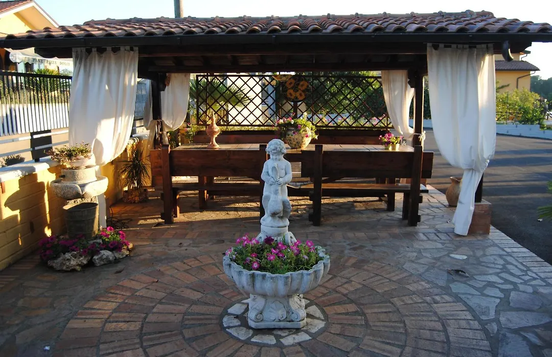 Hotel Nespolo D'Oro-1